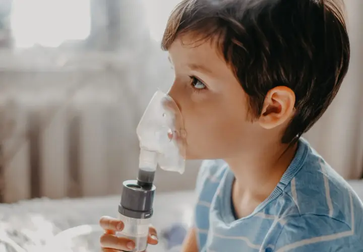 Jak często inhalacje z soli? Dawkowanie dla dzieci i dorosłych