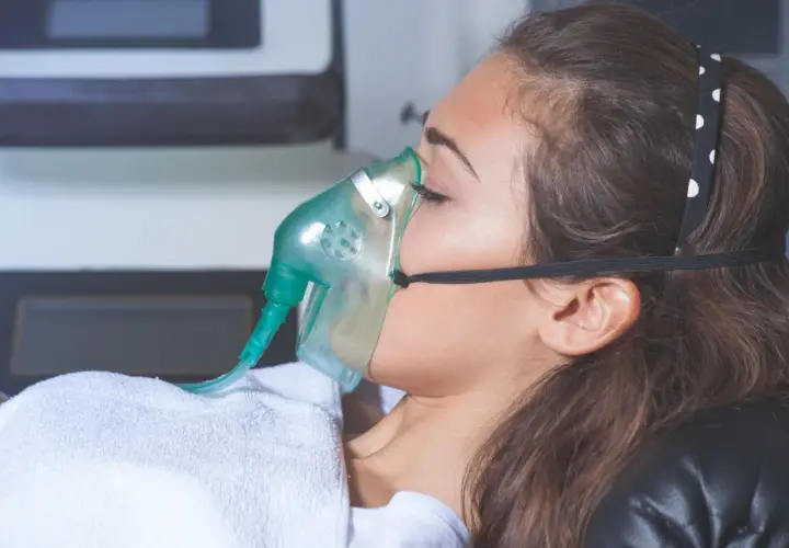 Ciąża a inhalacje: Co wolno, a czego unikać? Bezpieczny przewodnik