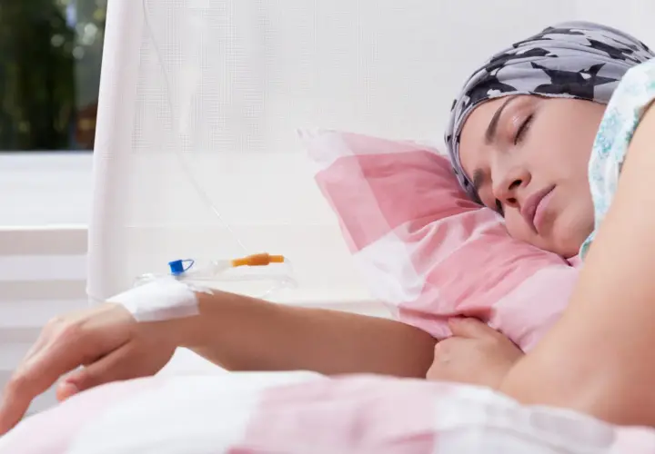 Chemia po operacji jelita grubego: Kiedy zacząć? Kluczowe terminy