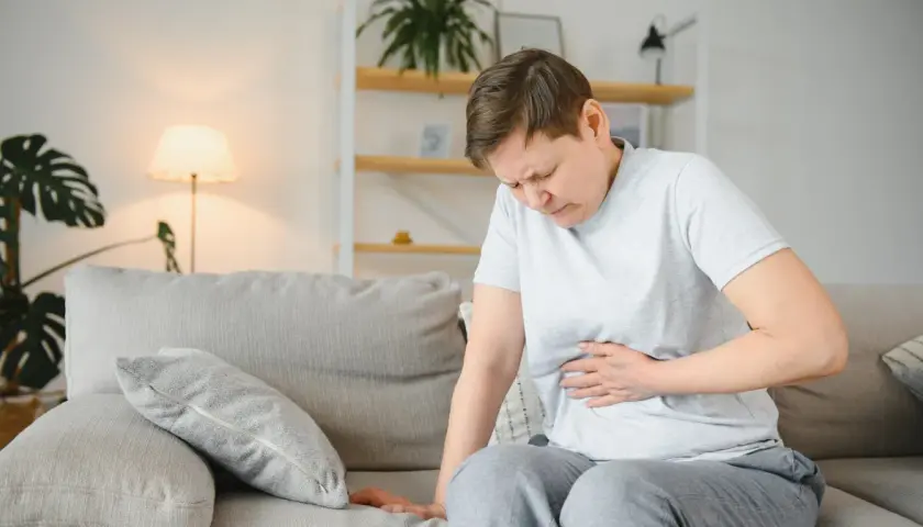 Twoja trzustka woła o pomoc? Objawy niedoboru enzymów!
