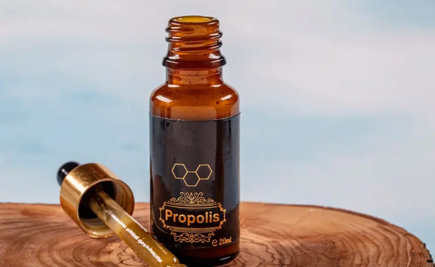 Propolis na jelita - jak stosować go bez podrażnień?