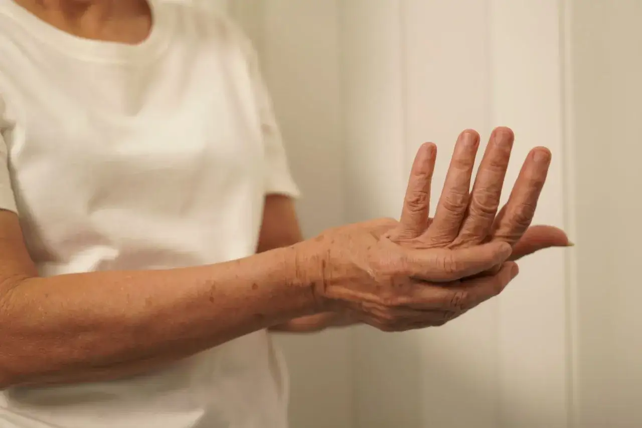 Neurologiczne objawy niedoboru potasu, mrowienie drętwienie
